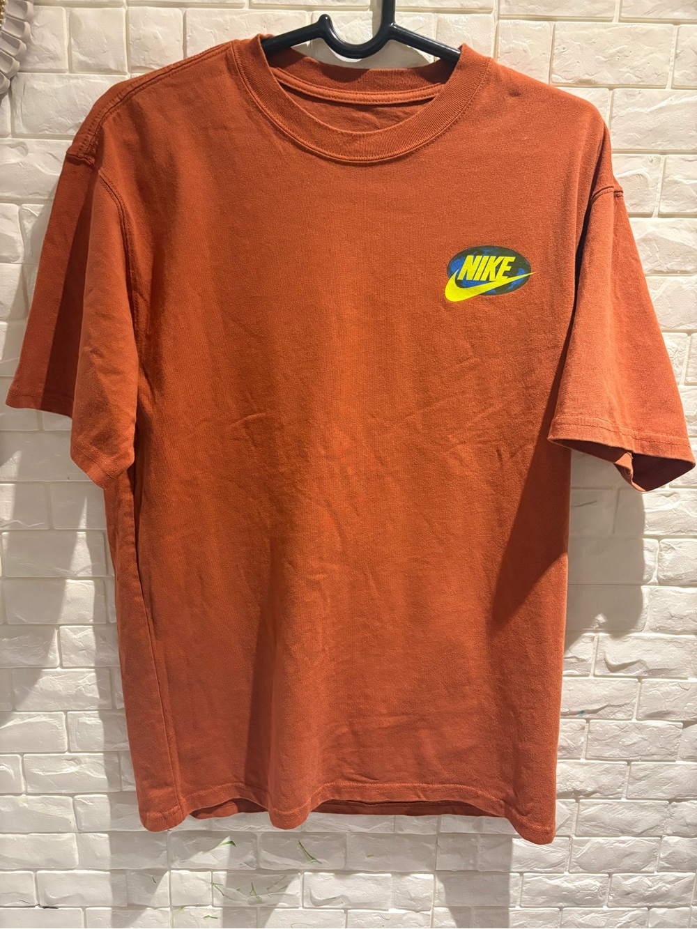 Nike Men’s Rust Orange Short Sleeve Tee with Yellow Logo